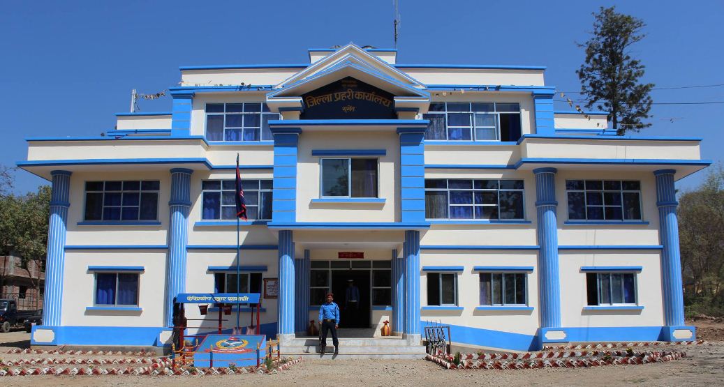 चोरी मुद्दाका तीन प्रतिवादी सार्वजनिक 